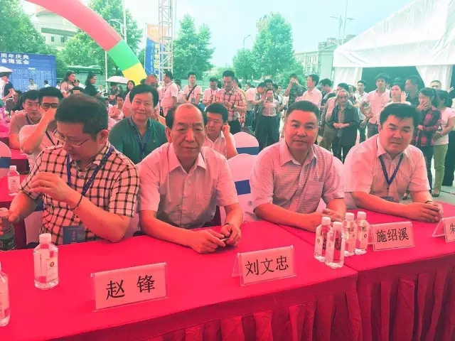 燃氣烤爐,旋轉(zhuǎn)爐,熱風循環(huán)爐,冷凍醒發(fā)箱,起酥機,組合爐-賽思達-世界級烘焙設(shè)備品牌