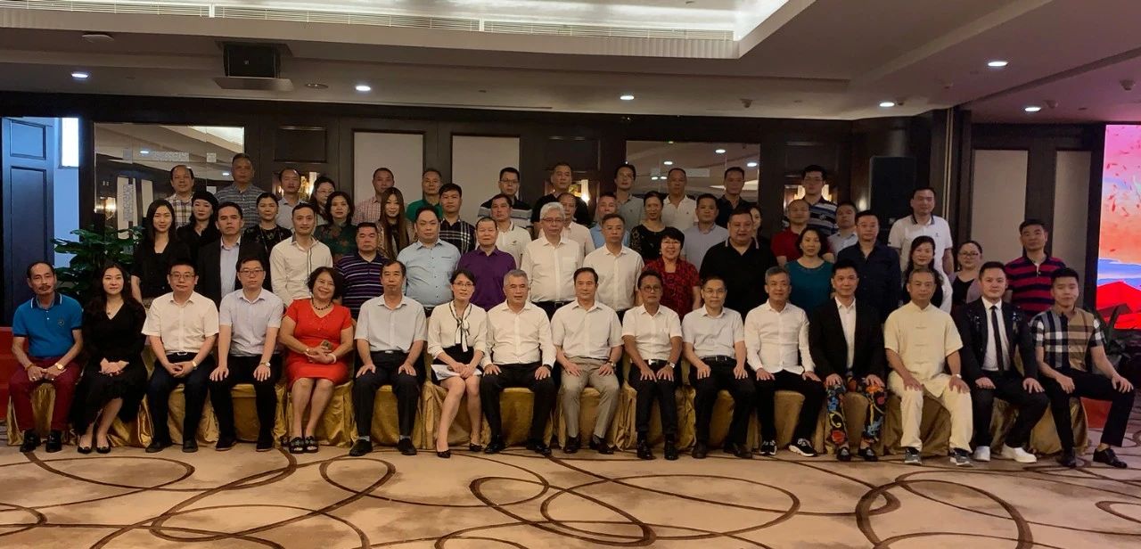 總經(jīng)理唐宏釗參加廣州市民營(yíng)企業(yè)商會(huì)2019 年會(huì)長(zhǎng)會(huì)議