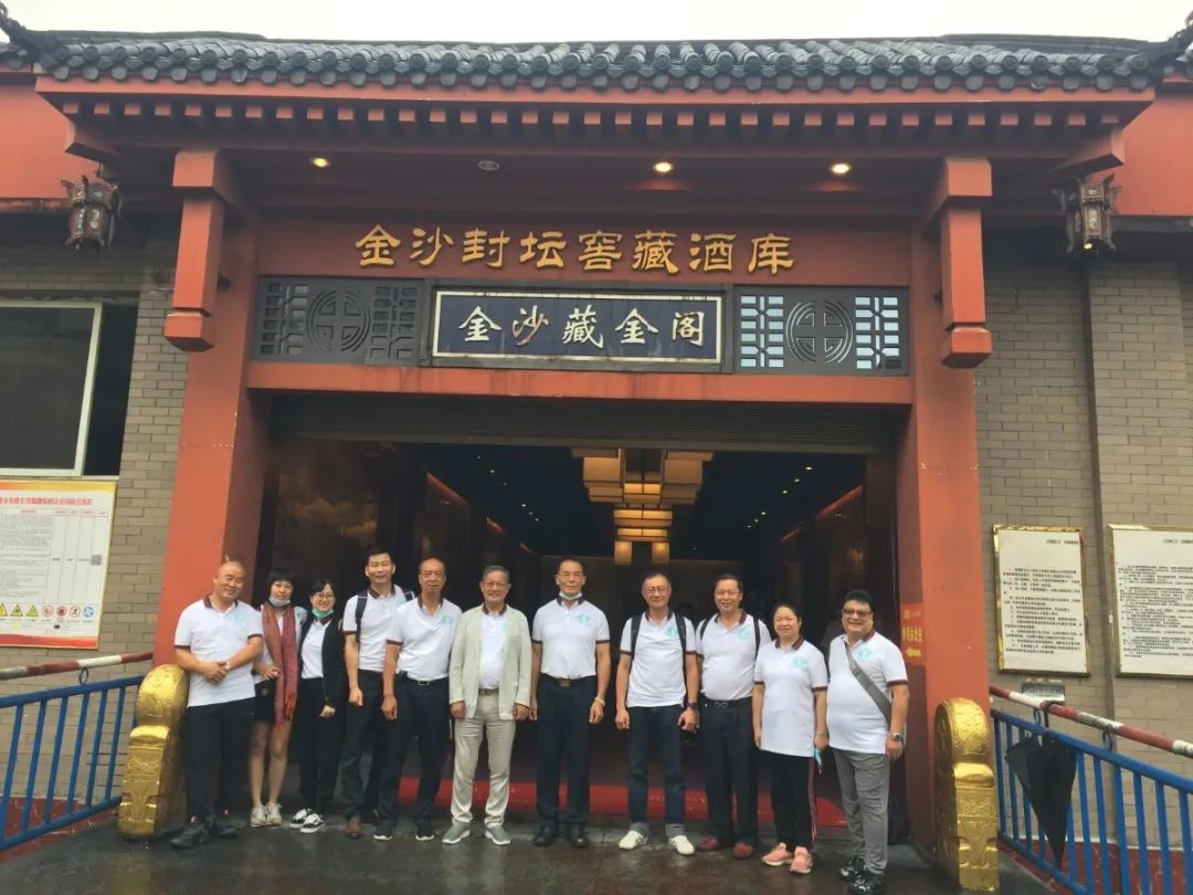 愛(ài)心助學(xué)，溫情傳遞——貴州公益助學(xué)系列活動(dòng)